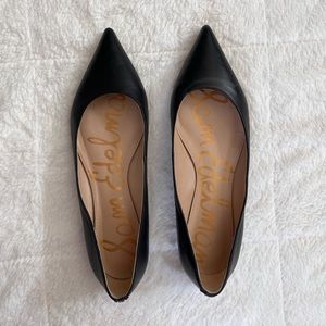 Sam Edelman black pointed toe flat